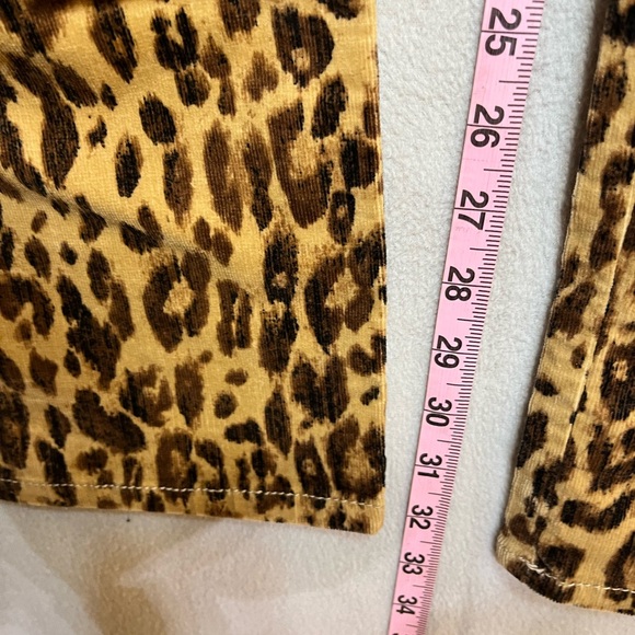 Chicos Size 1 Tall Leopard Print Corduroy Pants with beading on pockets - Picture 6 of 10